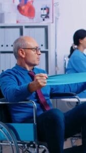 💬 Виїзд чоловіків за кордон в супроводі інваліда 1 або 2 групи